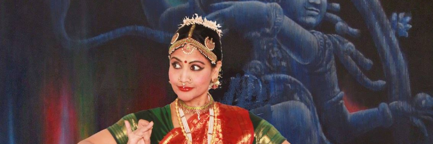 Jayanthi Raman performing