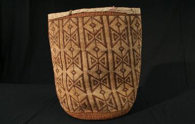 Cylindrical Bag, with stylized butterflies or birds