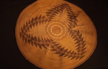 Gambling or Winnowing Tray