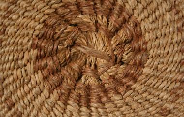 Cylindrical bag detail