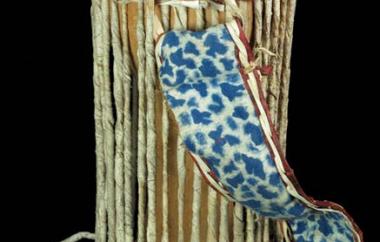 “Talking drum” (dundun)