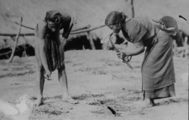 Planting (MNCH image  #12-1243)