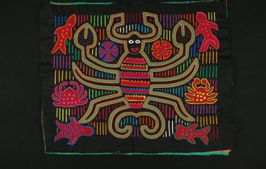 Mola with sea creatures