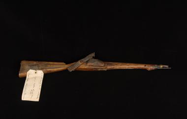 Miniature flintlock rifle of native manufacture. (Cat. #8-29)